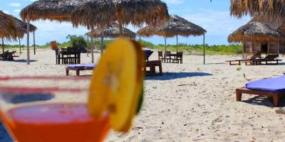 PLAGE KIMONY MORONDAVA