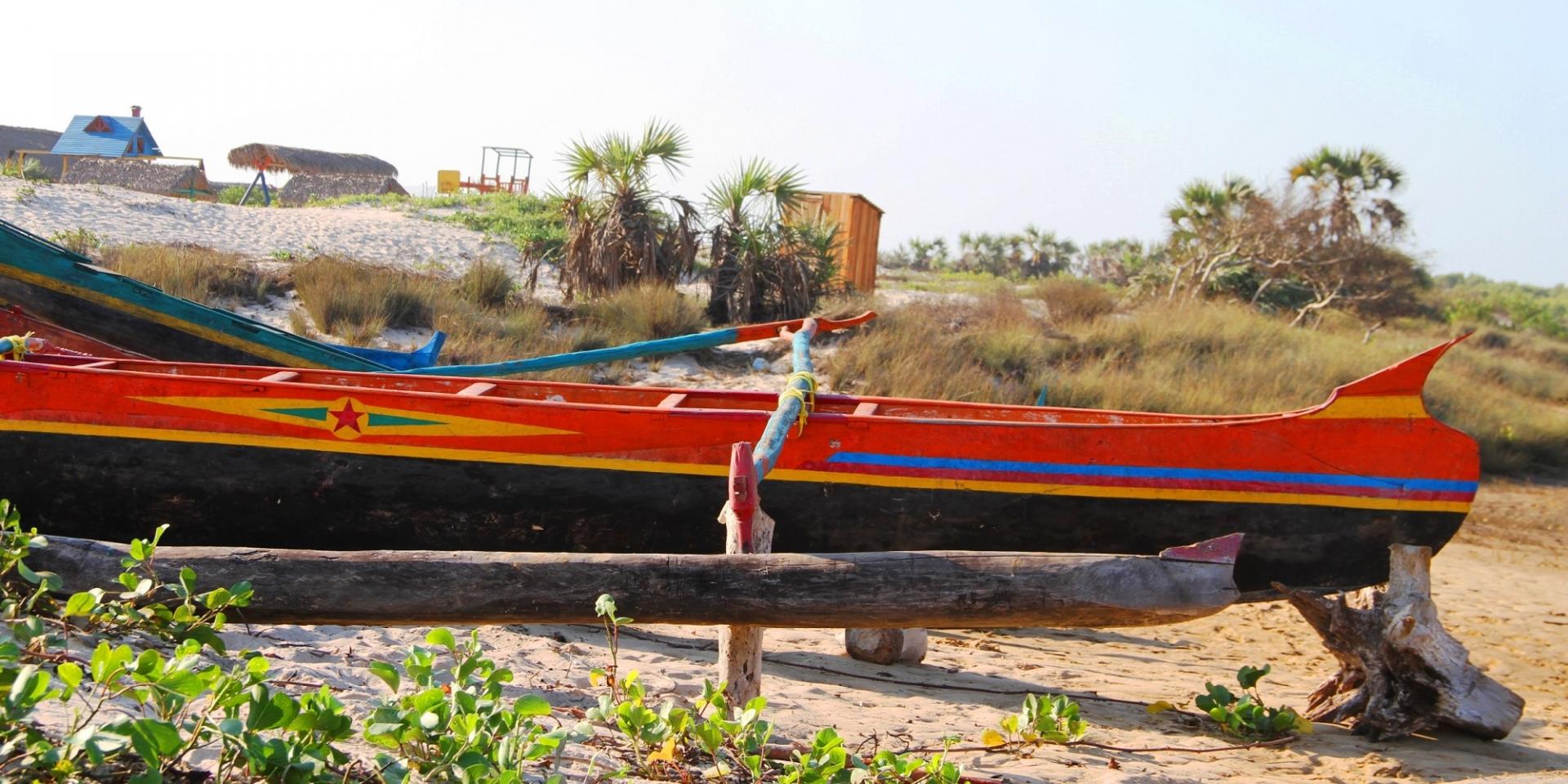 PLAGE KIMONY MORONDAVA