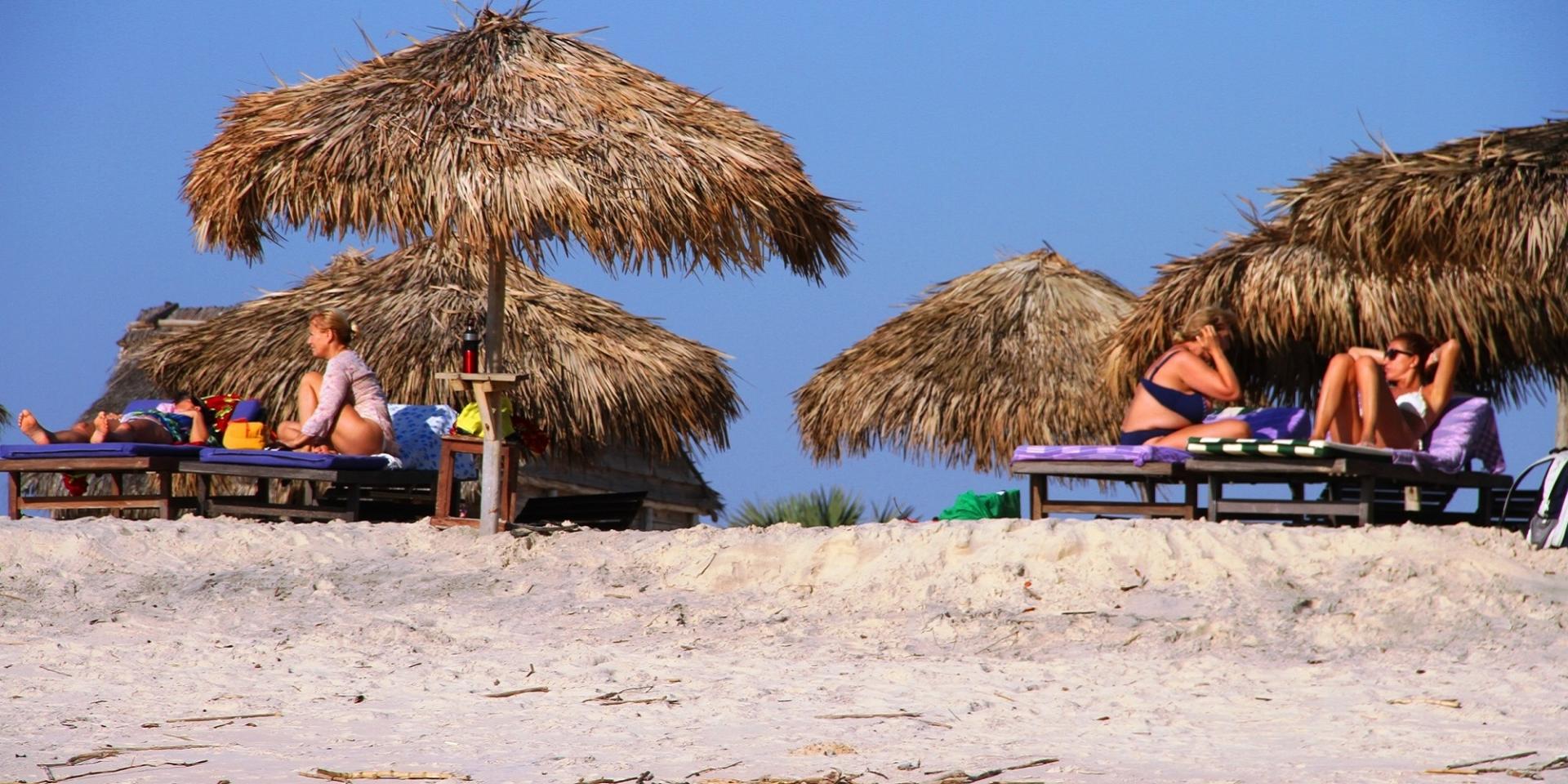 PLAGE KIMONY MORONDAVA