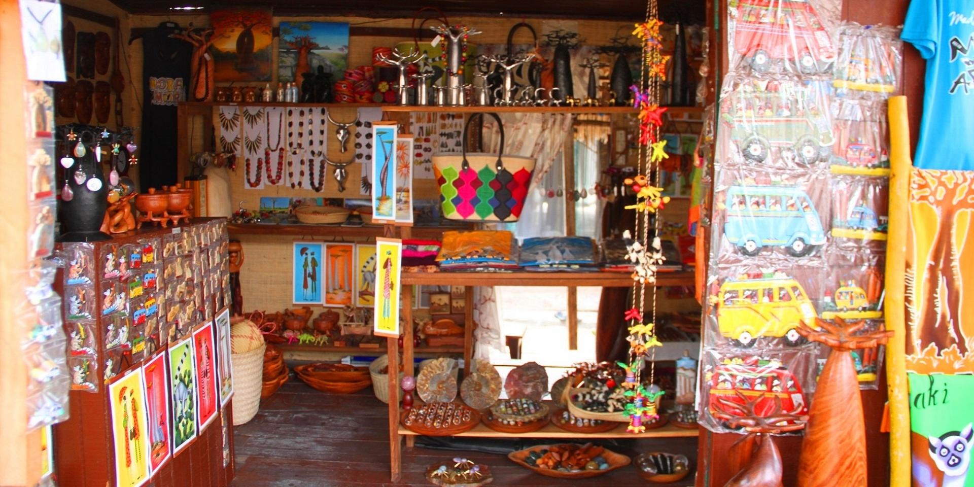 MORAMORA SHOP - LA BOUTIQUE COMPANY - NOSY KELY MORONDAVA